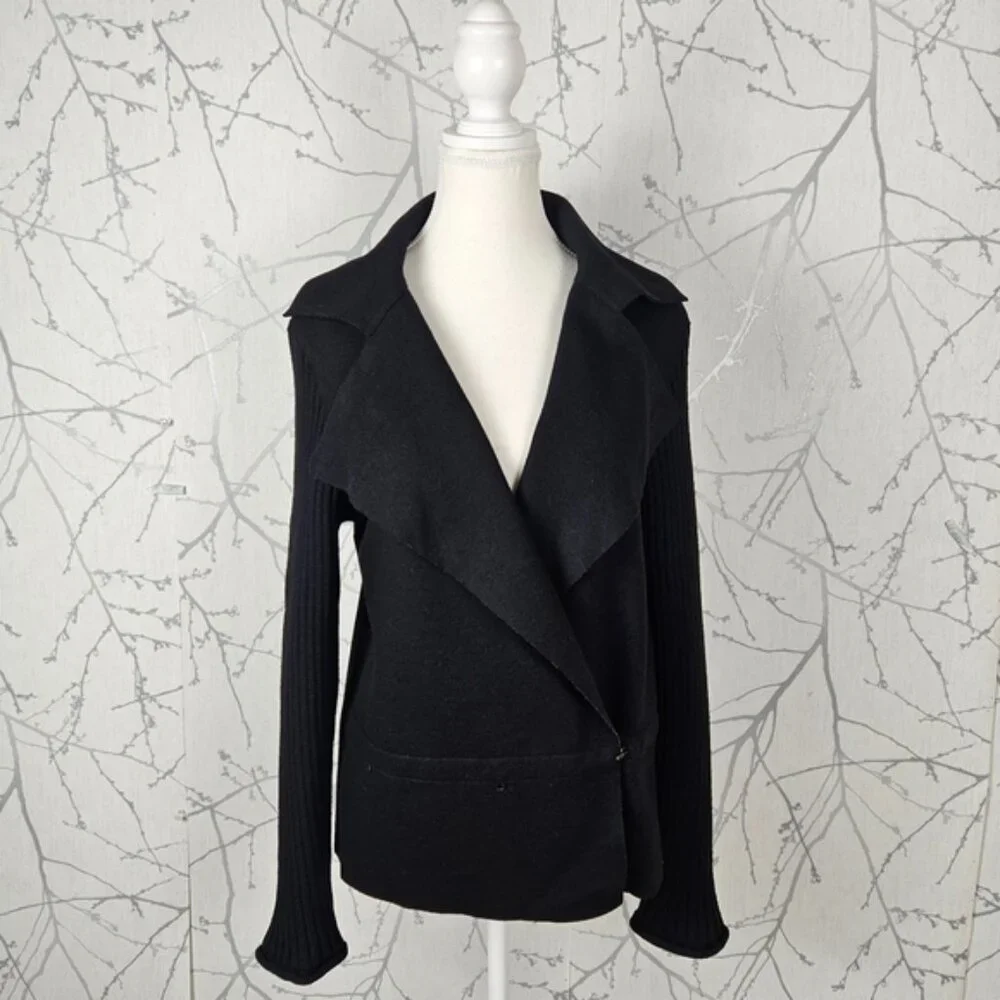 Annette Gortz Black Boiled Wool Hook & Eye Did Sweater Jacket - Picture 1 of 14